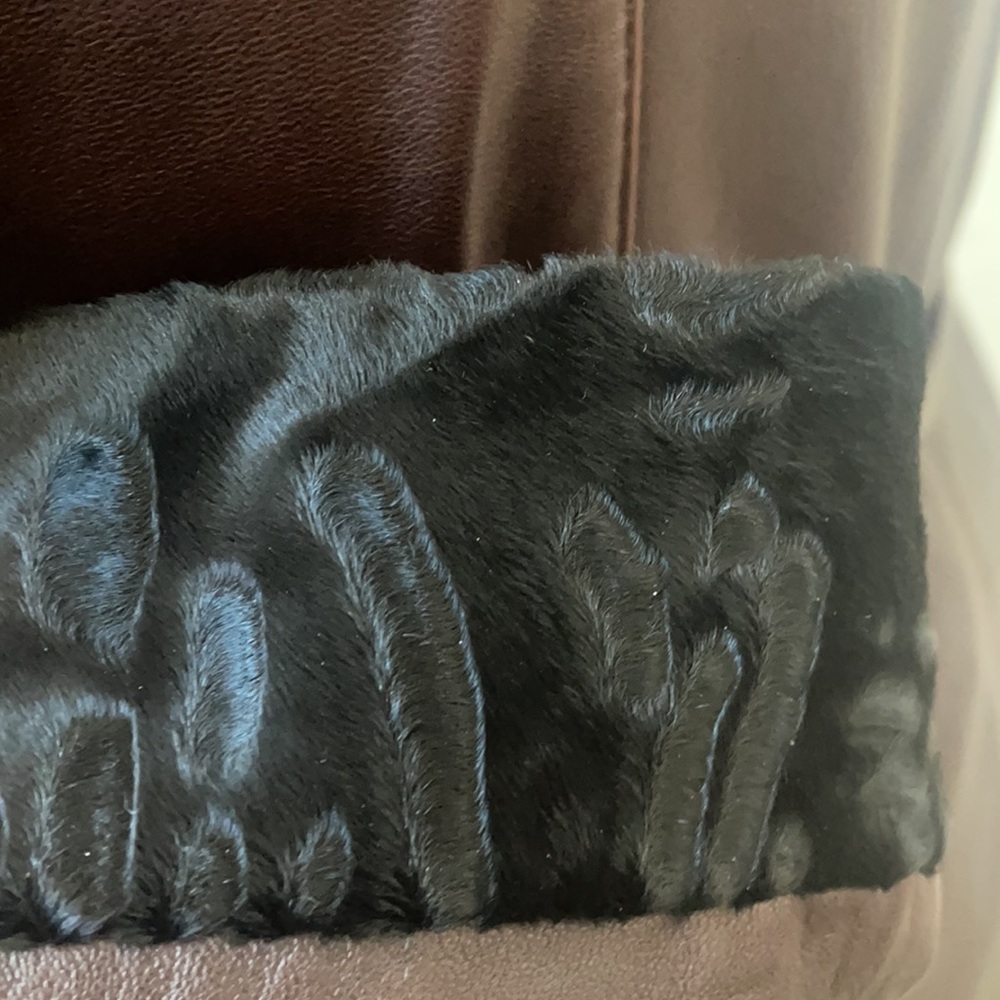 Vintage leather jacket Persian lamb trim - Picture 9 of 12